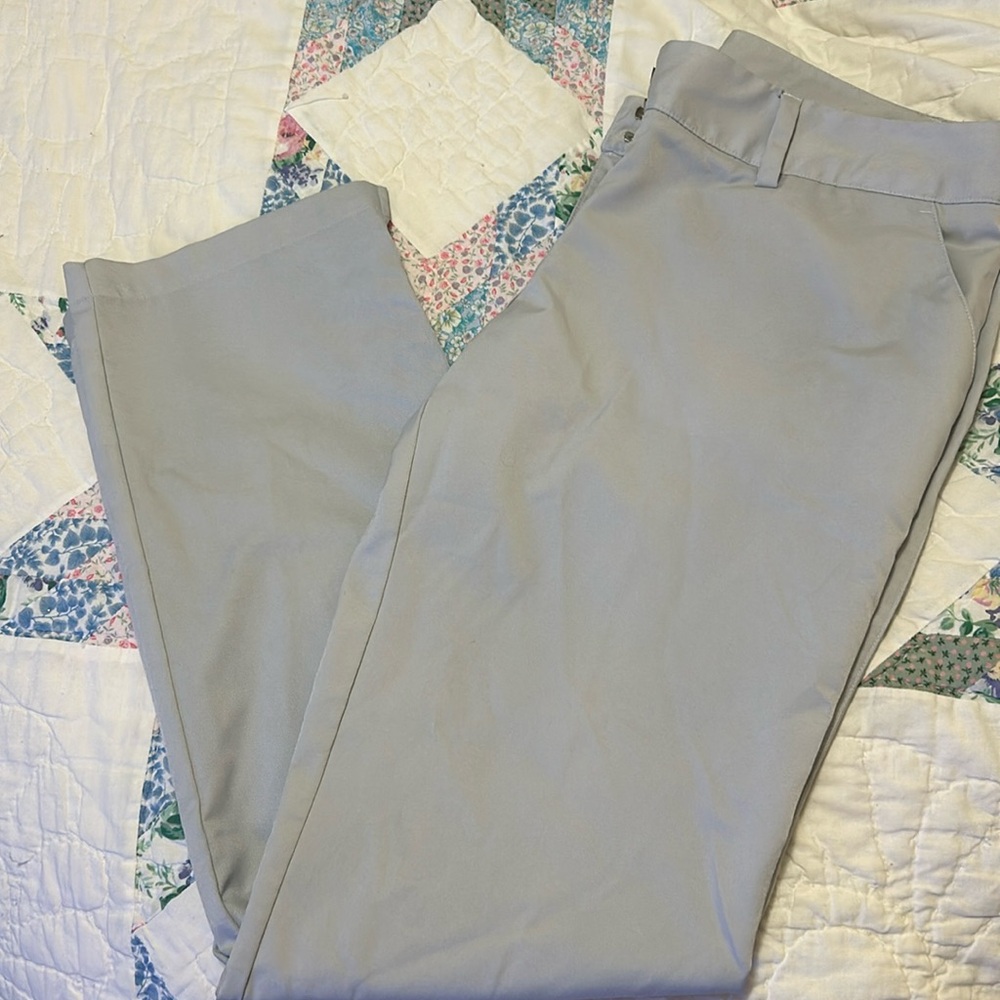 Adidas CLIMALITE women’s pants size 8. Silver